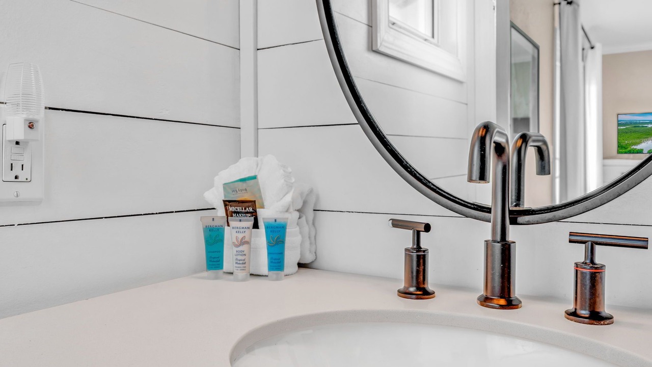 Photo of Bathroom in Sugarloaf Shores