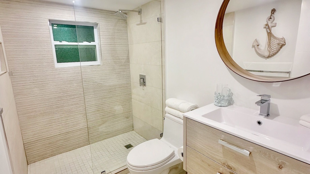 Photo of Bathroom in Cross Key Waterways