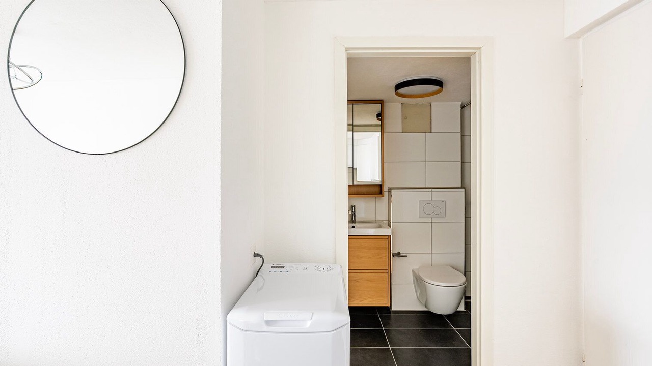 Photo of Bathroom in Hard