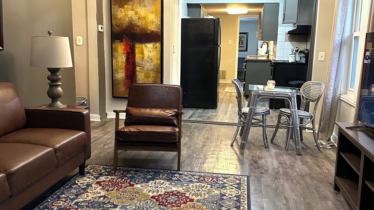 Photo of Livingroom in Murray Hill