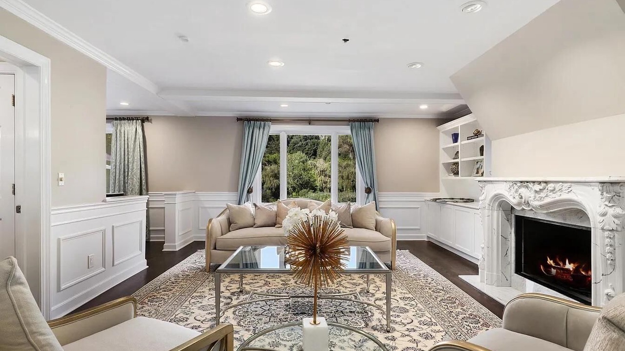 Photo of Livingroom in Chappaqua