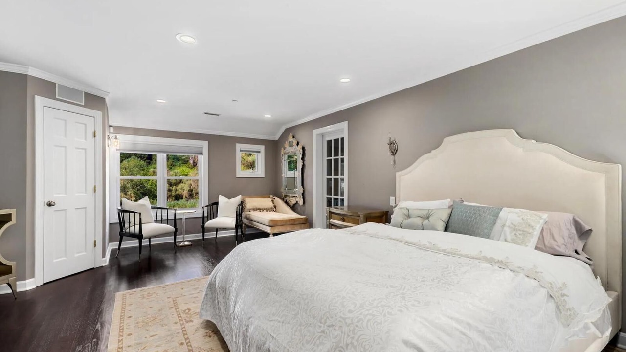 Photo of Bedroom in Chappaqua