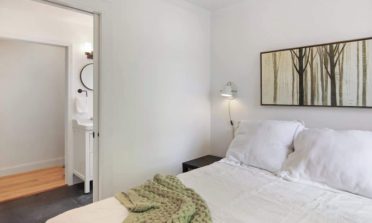 Photo of Others in Ithaca