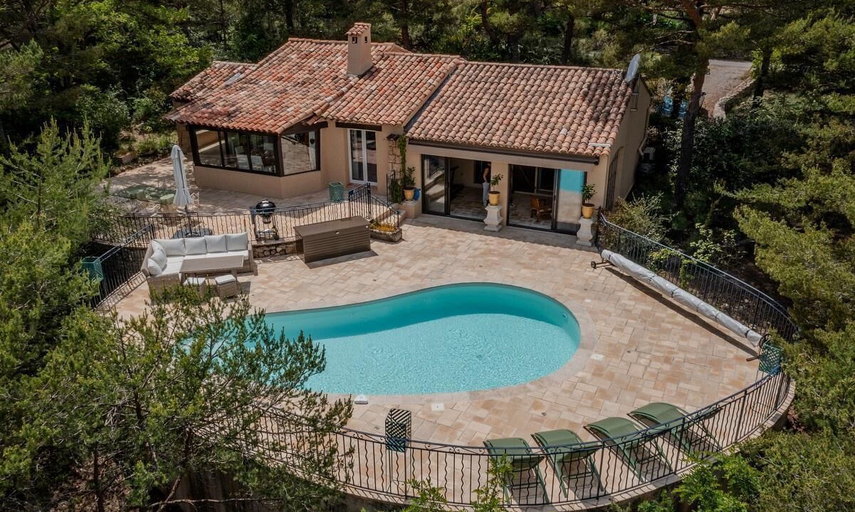 Photo of Outdoor in Tourtour