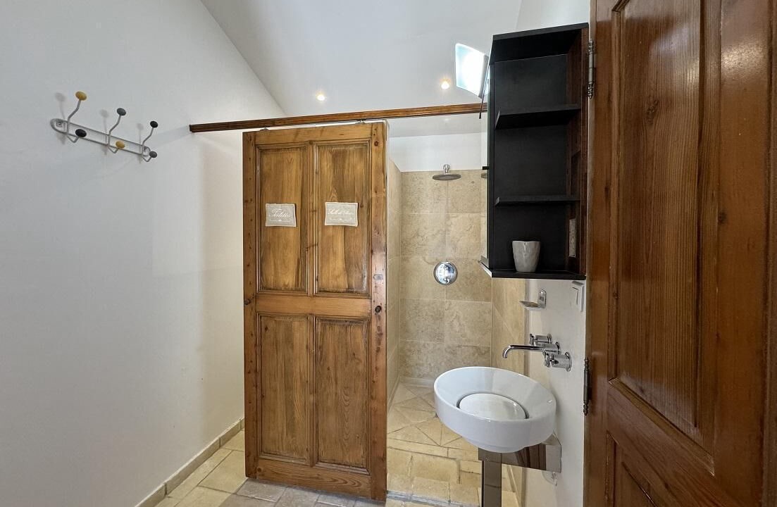 Photo of Bathroom in Tourtour