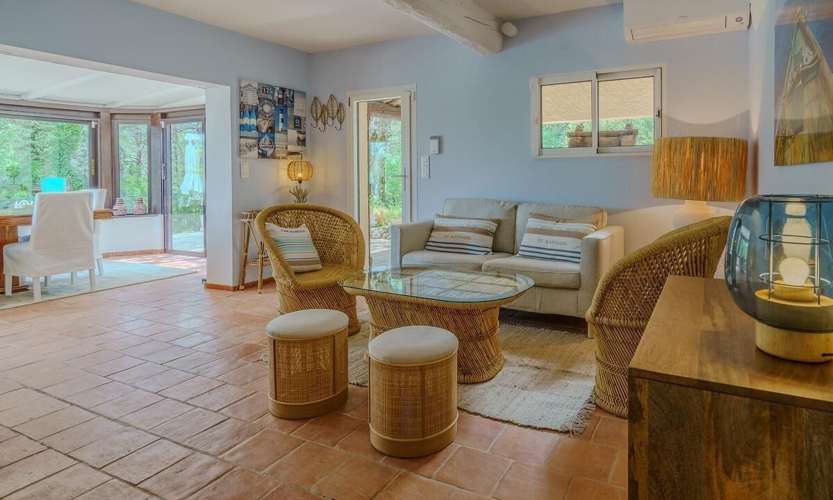 Photo of Livingroom in Tourtour