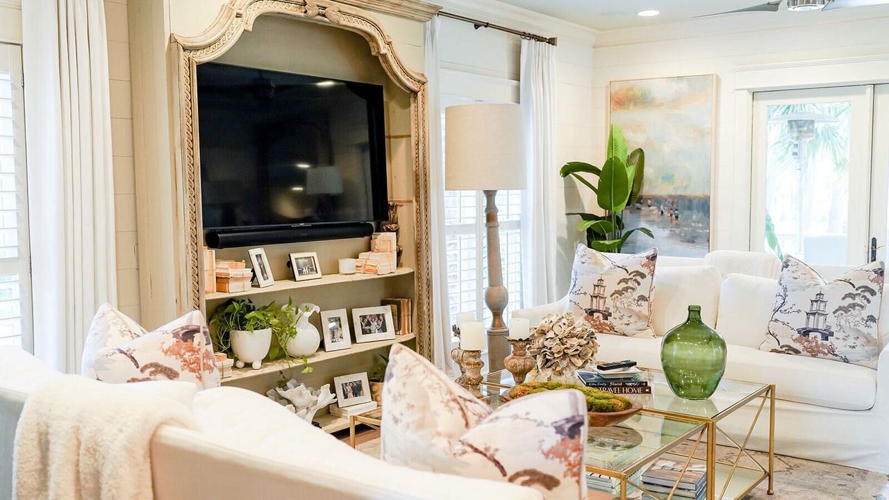 Photo of Livingroom in King City