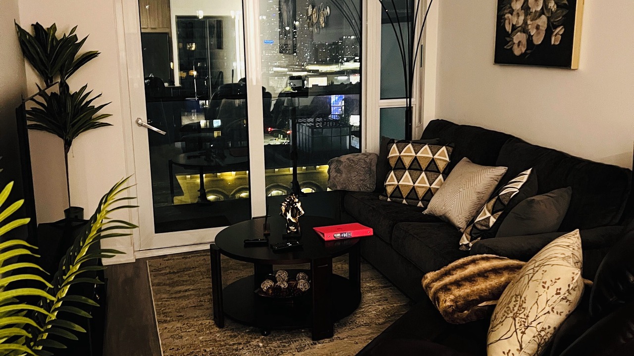 Photo of Livingroom in Downtown Mississauga