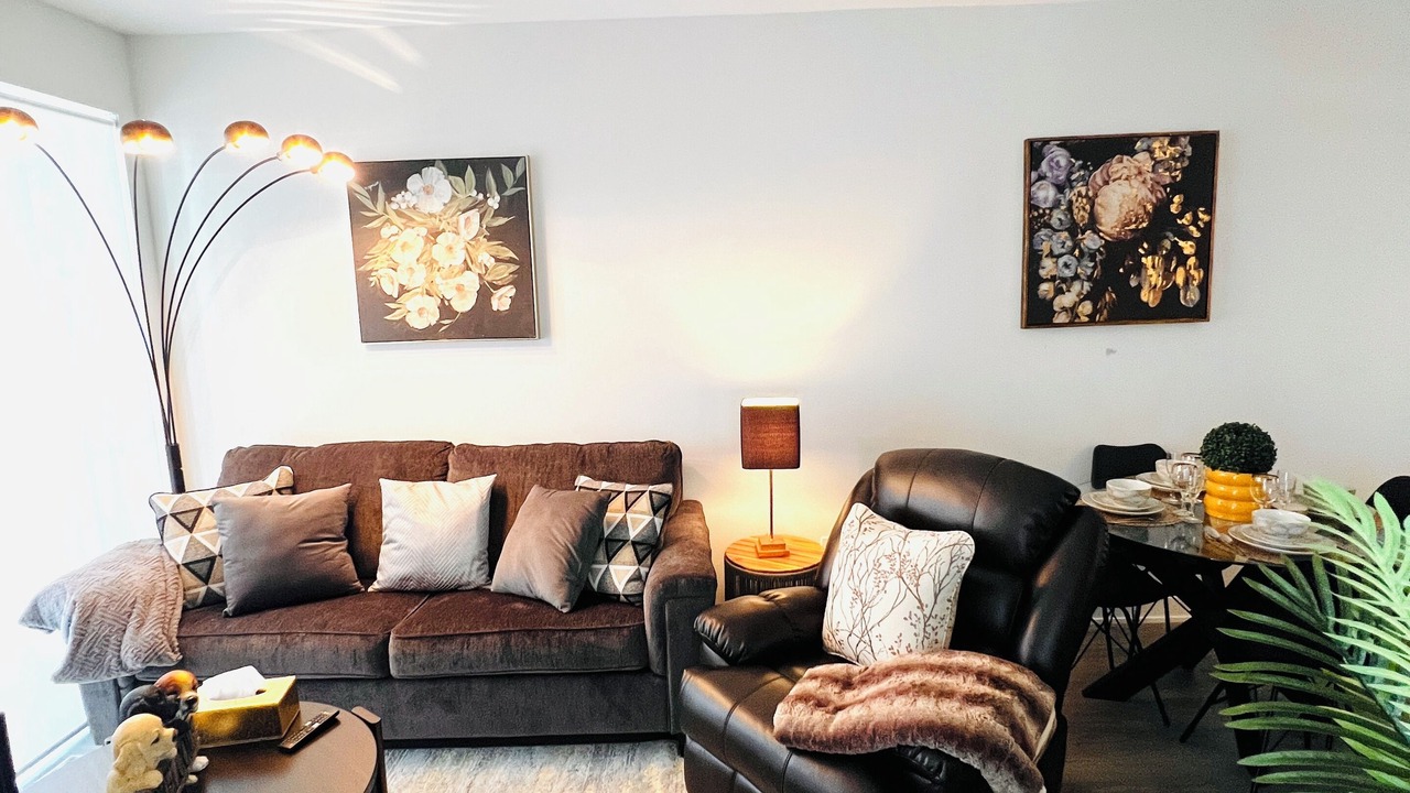 Photo of Livingroom in Downtown Mississauga