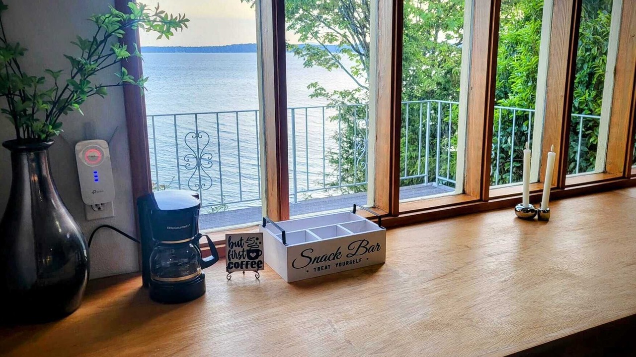 Photo of Others in Magnolia