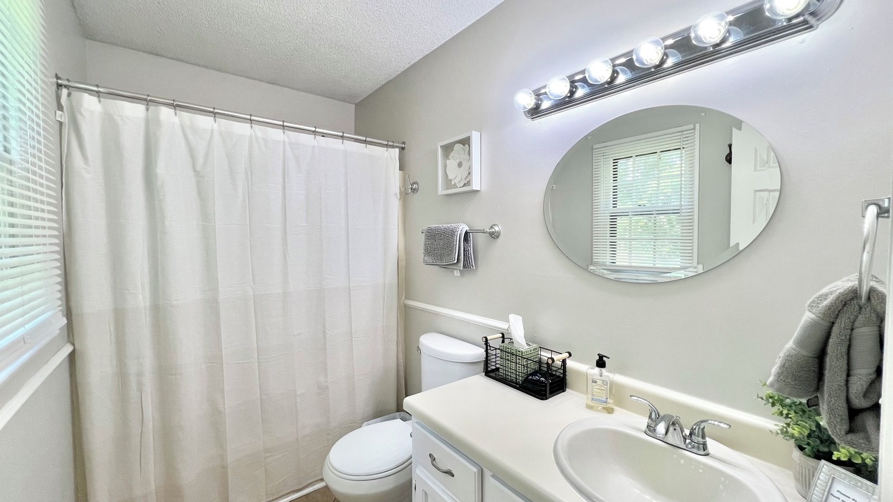 Photo of Bathroom in Normal