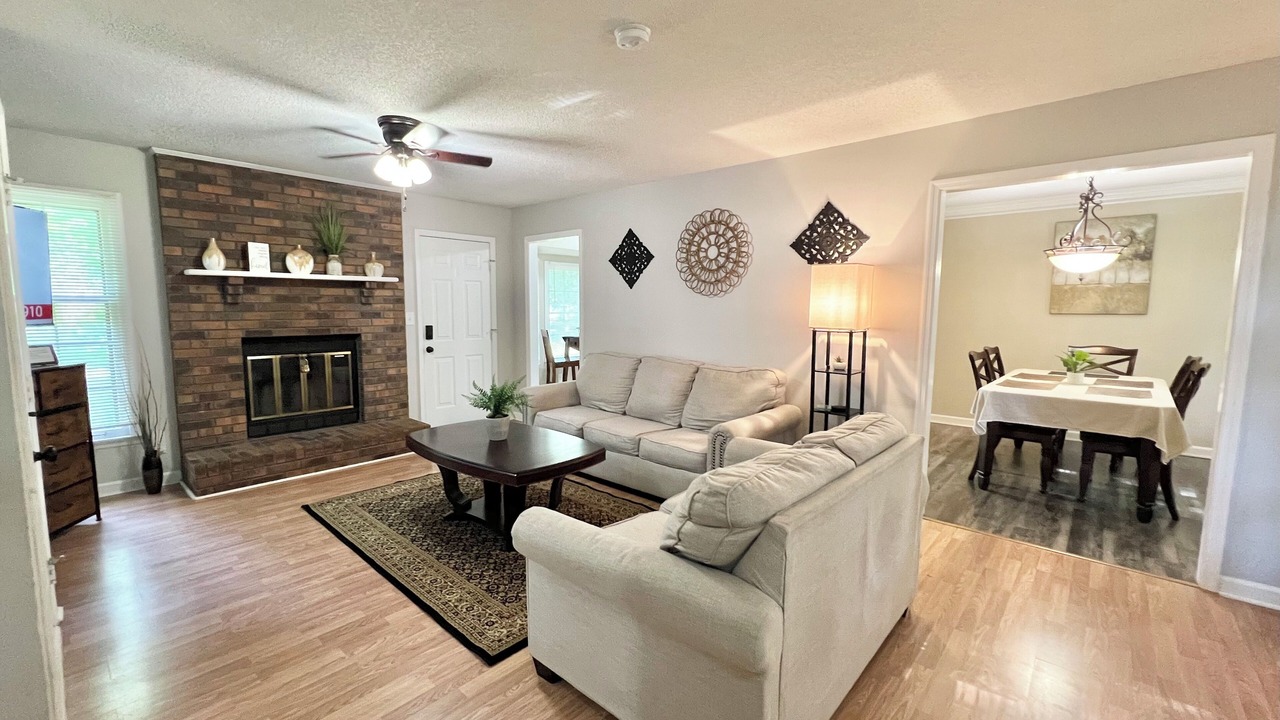 Photo of Livingroom in Normal