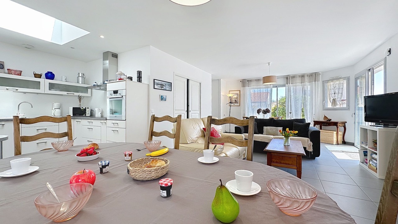 Photo of Bedroom in La Rogere