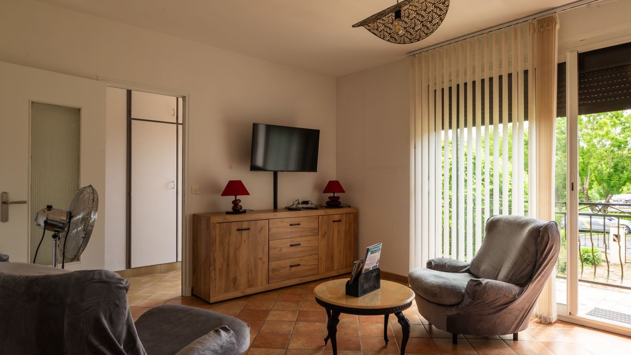 Photo of Livingroom in Lacapelle-Biron