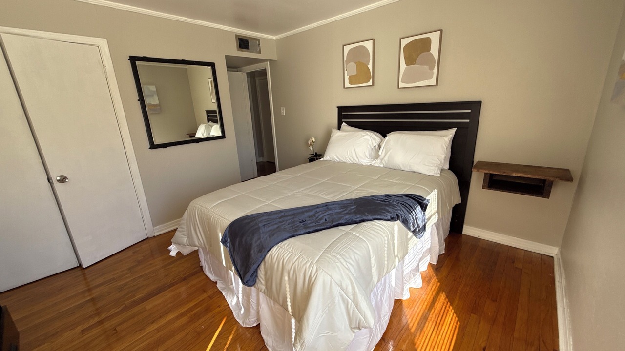 Photo of Bedroom in Highland Historic District