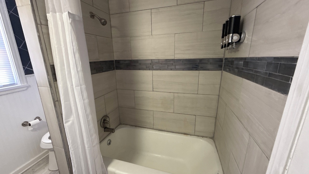 Photo of Bathroom in Highland Historic District