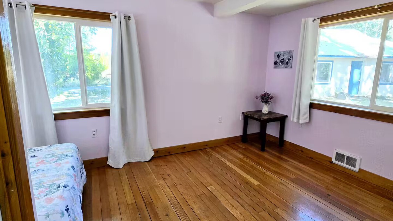 Photo of Bedroom in Chiloquin