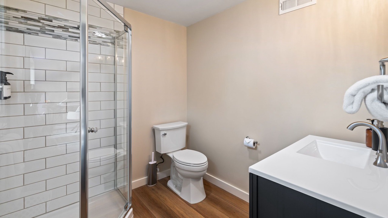 Photo of Bathroom in Marshall-Shadeland