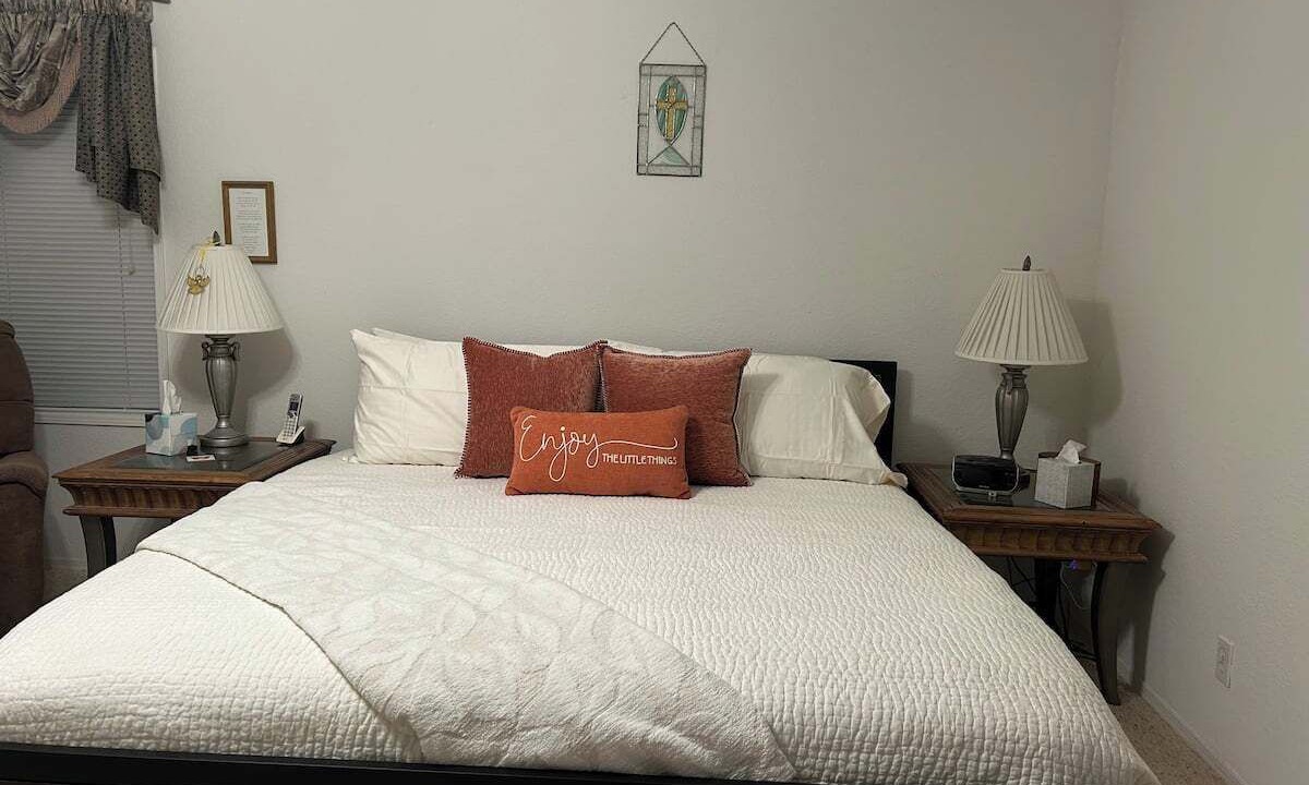 Photo of Bedroom in Elm Mott