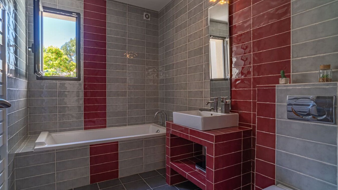 Photo of Bathroom in Saint-Gely-du-Fesc