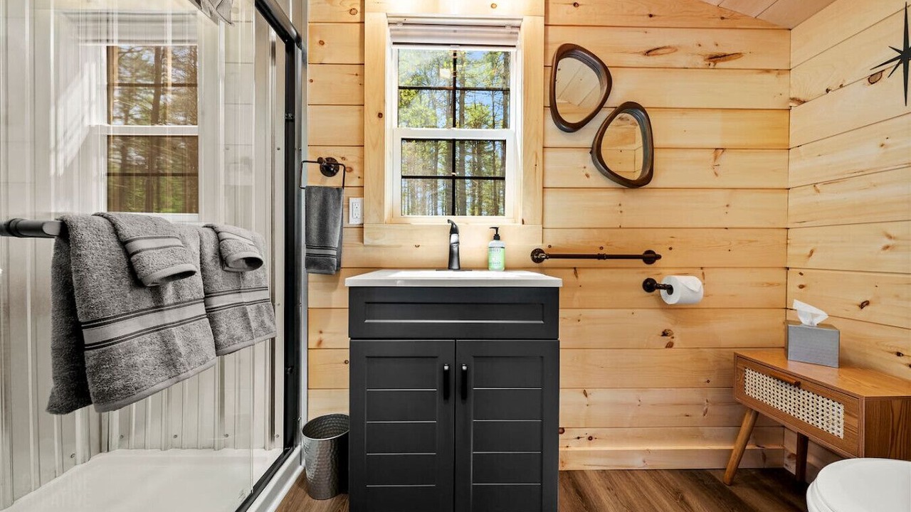 Photo of Bathroom in Oxford