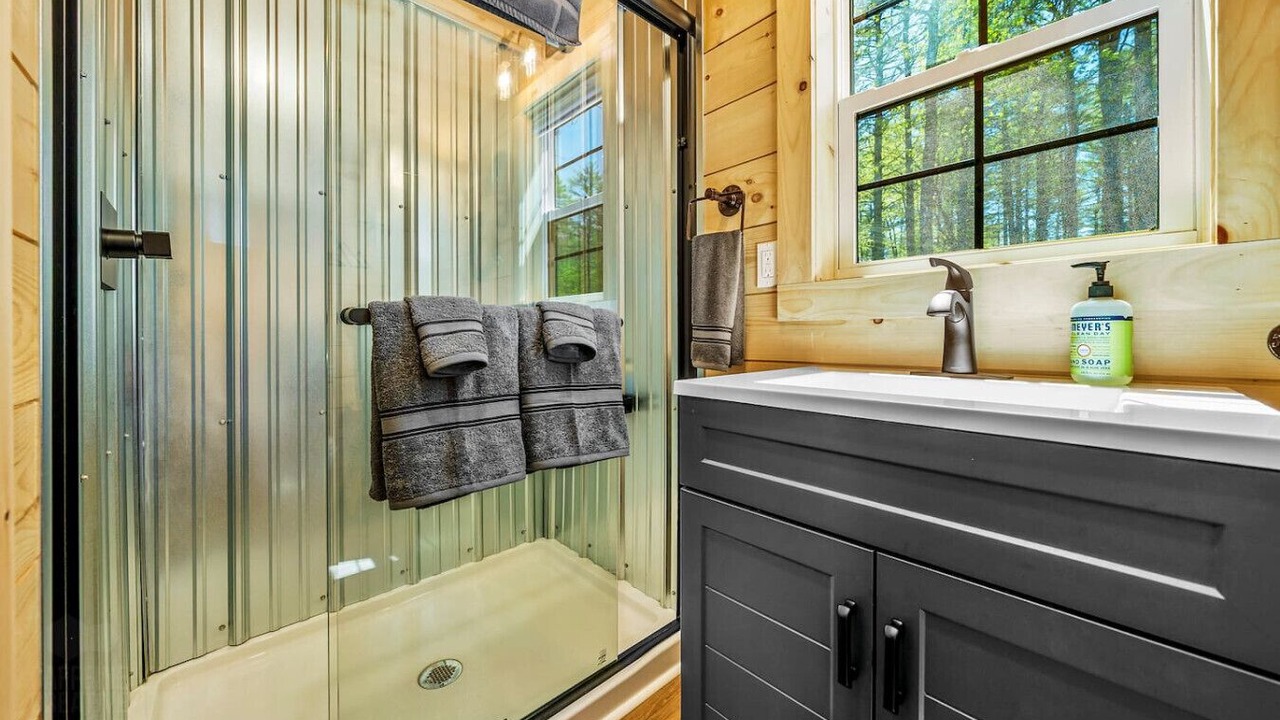 Photo of Bathroom in Oxford