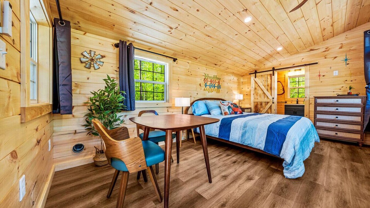 Photo of Bedroom in Oxford