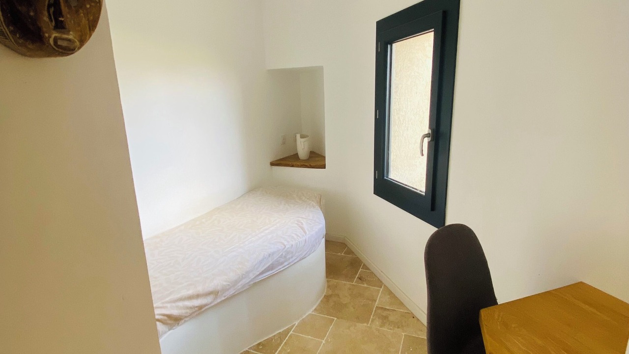 Photo of Bedroom in Saint-Jean-de-Fos