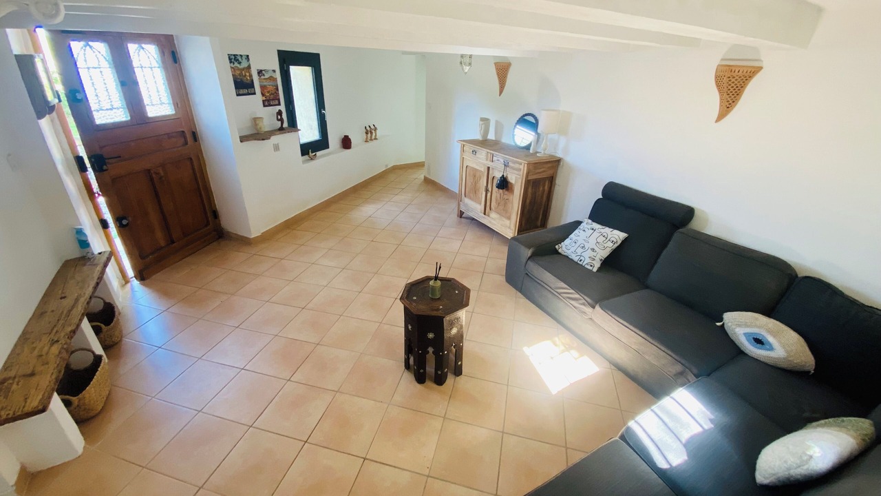 Photo of Livingroom in Saint-Jean-de-Fos