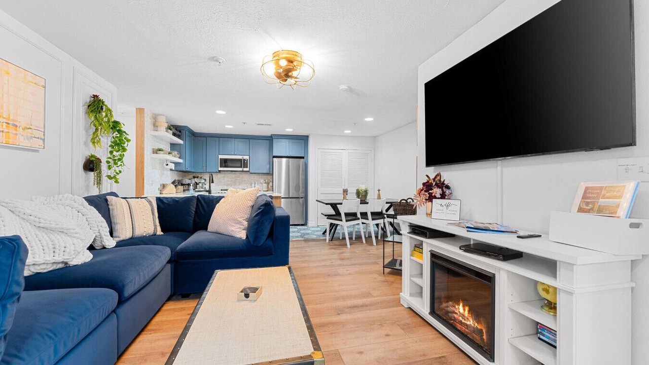 Photo of Livingroom in Kimberling City