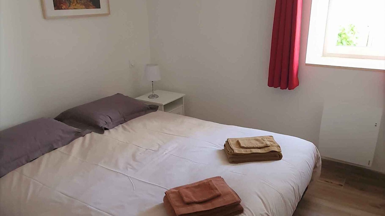 Photo of Bedroom in Veigne