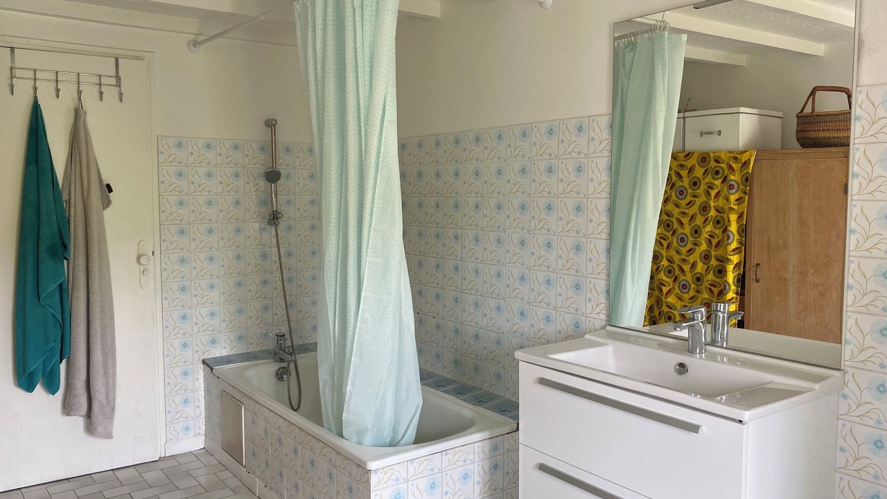 Photo of Bathroom in Dieulefit