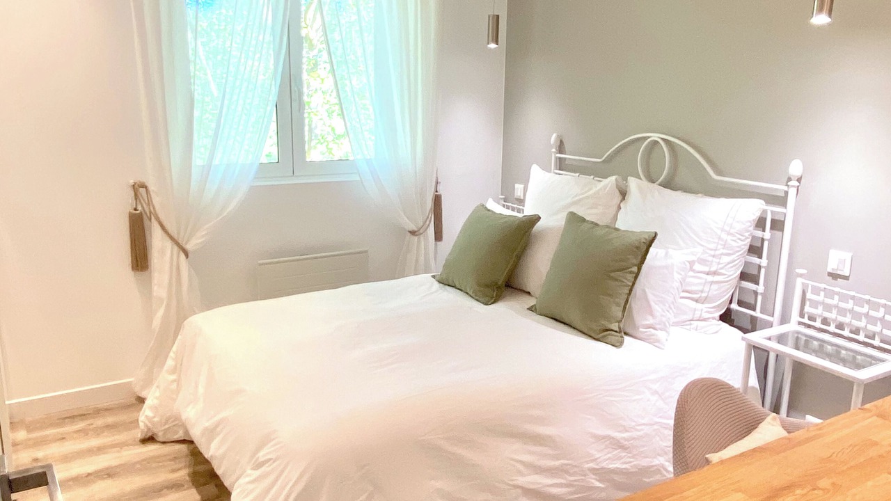 Photo of Bedroom in Hendaye