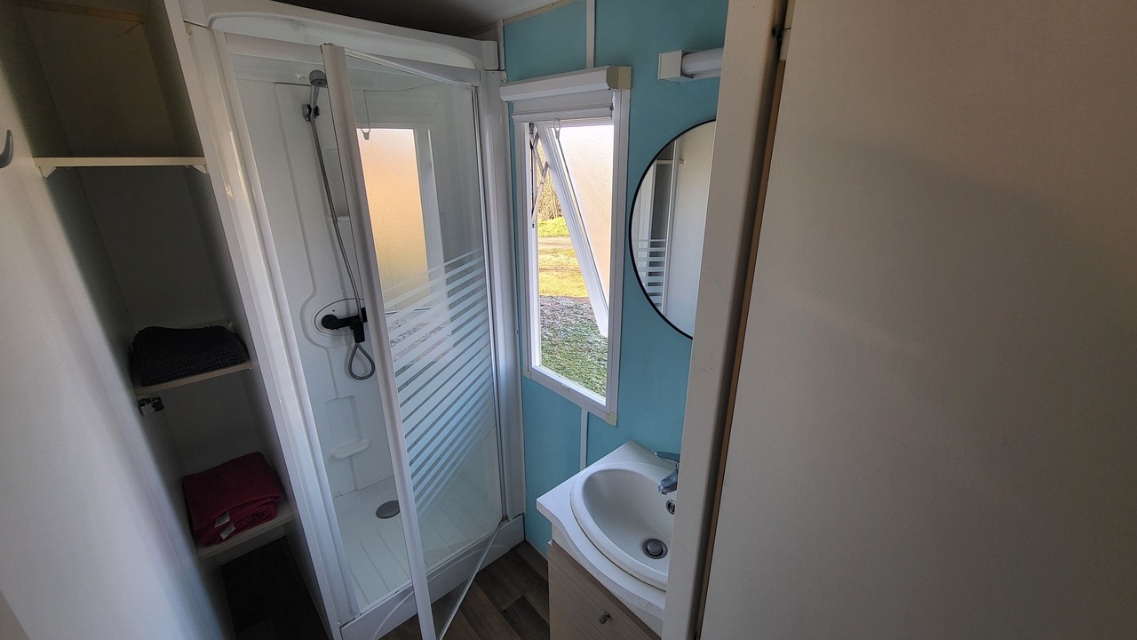 Photo of Bathroom in Blars