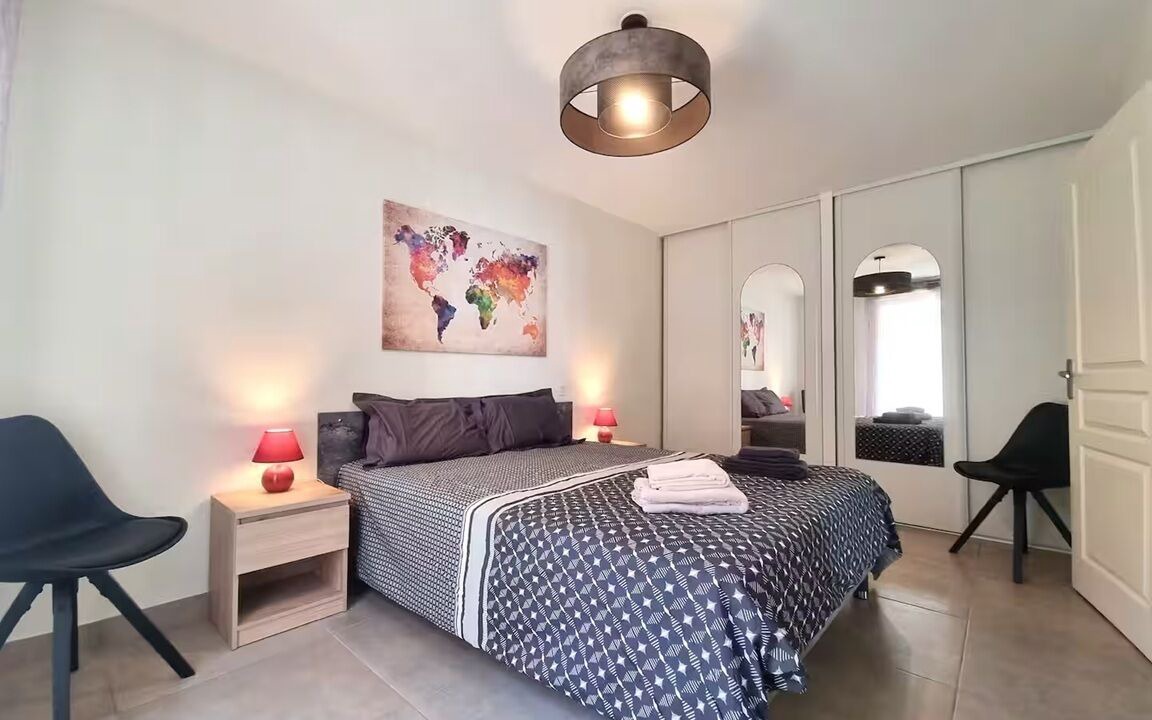 Photo of Bedroom in La Jetee