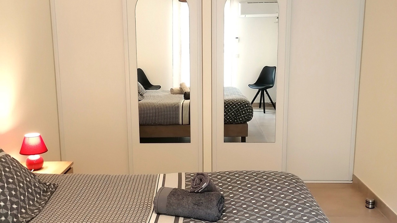 Photo of Bedroom in La Jetee