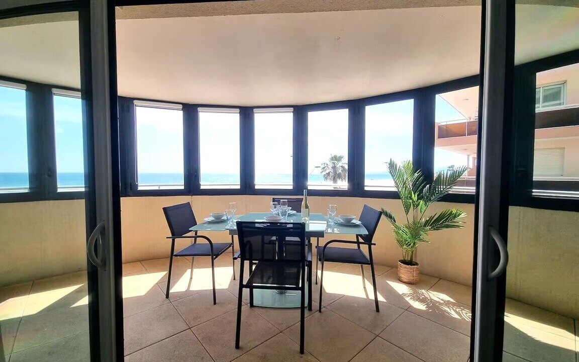 Photo of Others in La Jetee