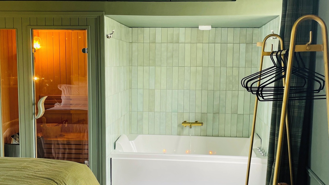Photo of Bedroom in Bernieres-sur-Mer
