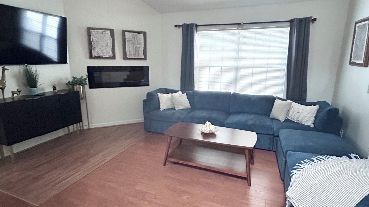 Photo of Livingroom in Madison