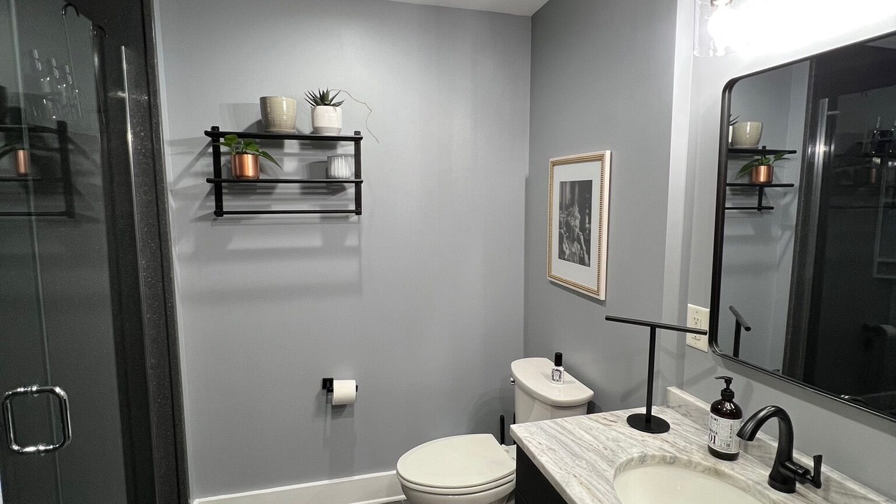 Photo of Bathroom in Downtown Columbus