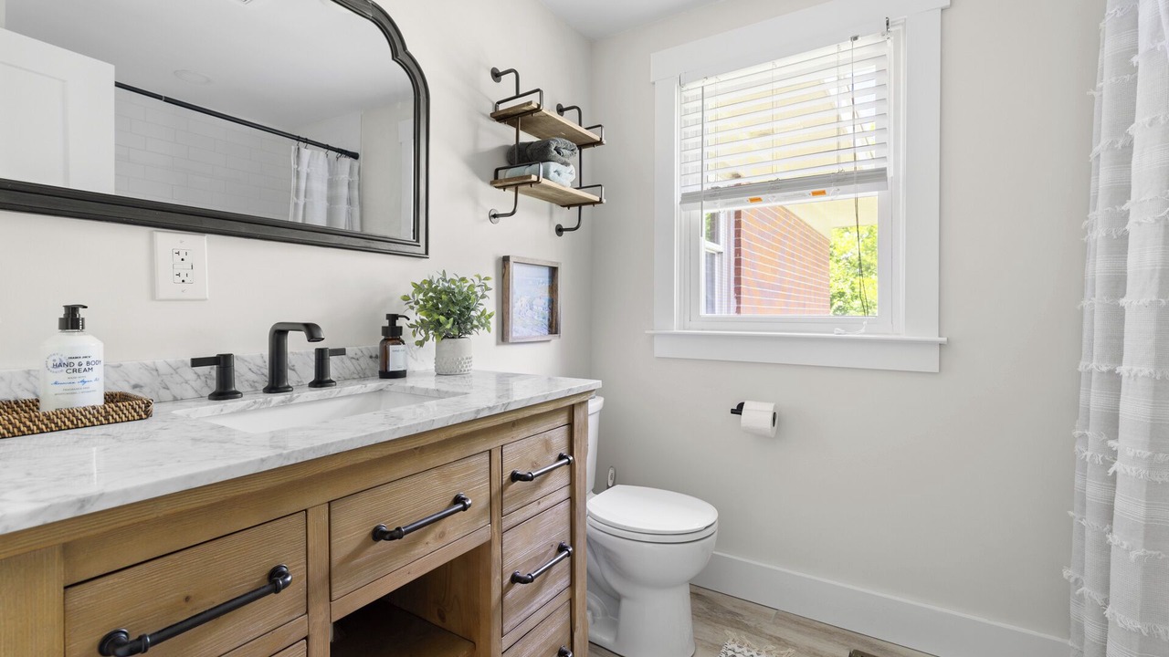 Photo of Bathroom in Clayton