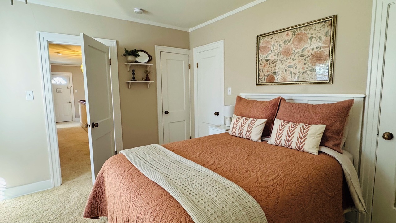 Photo of Bedroom in Arkansas City