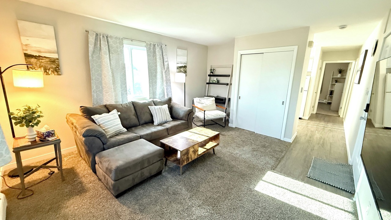 Photo of Livingroom in Cedar Rapids