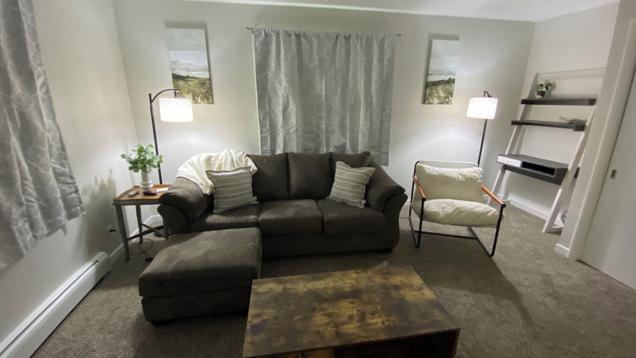 Photo of Livingroom in Cedar Rapids