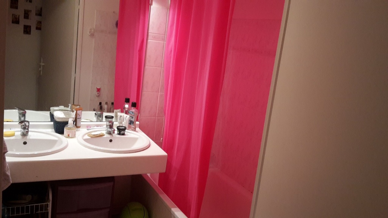 Photo of Bathroom in Parc-Nord