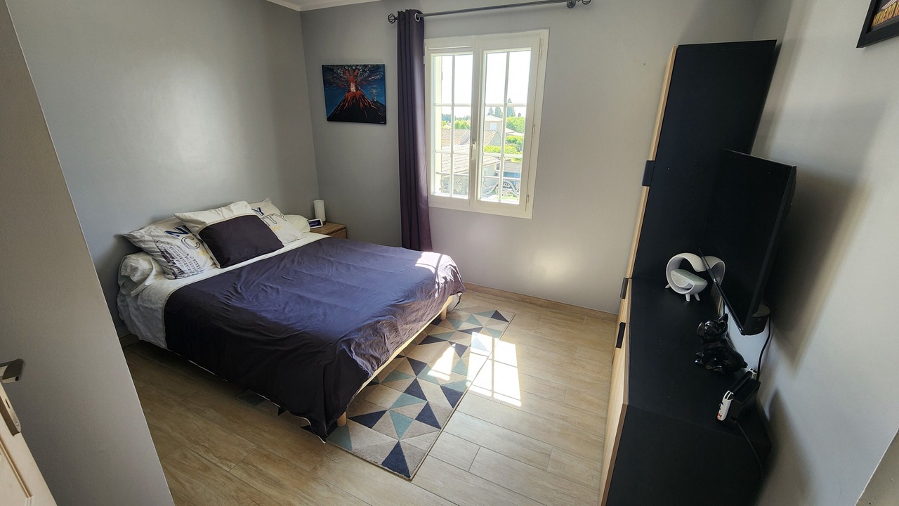 Photo of Bedroom in Jonquieres