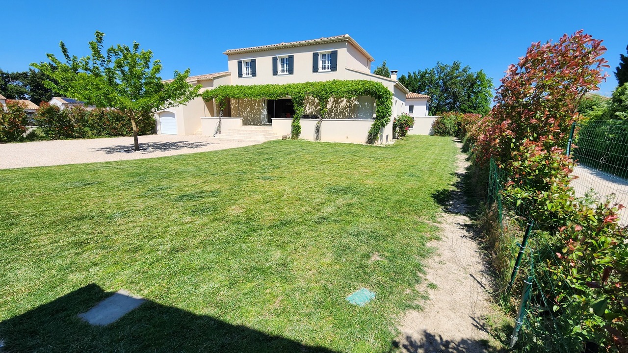 Photo of Outdoor in Jonquieres