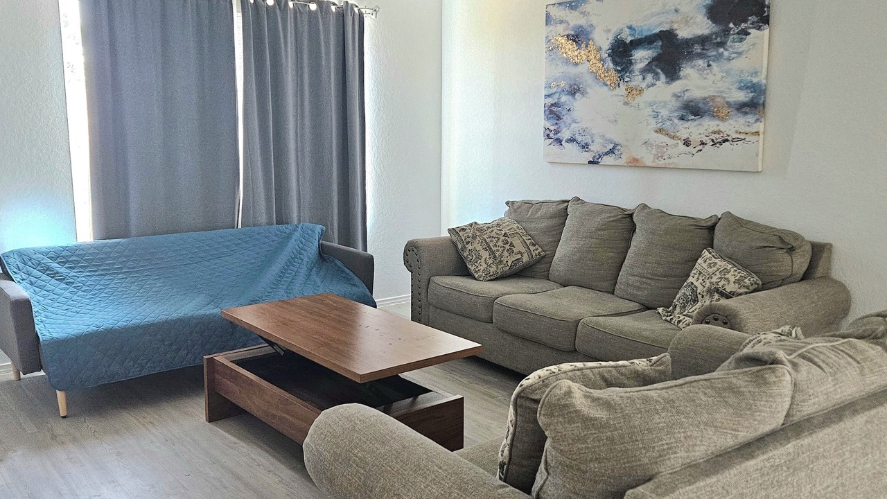 Photo of Livingroom in Southside