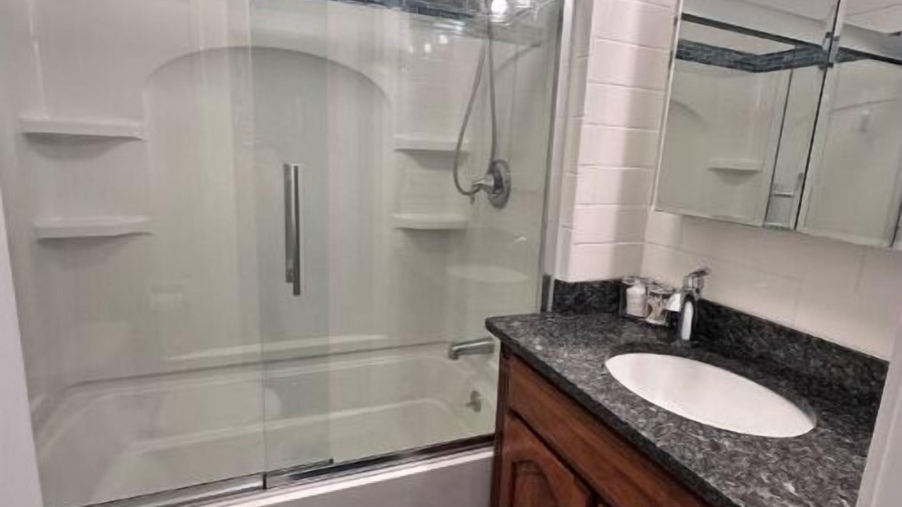 Photo of Bathroom in New Windsor