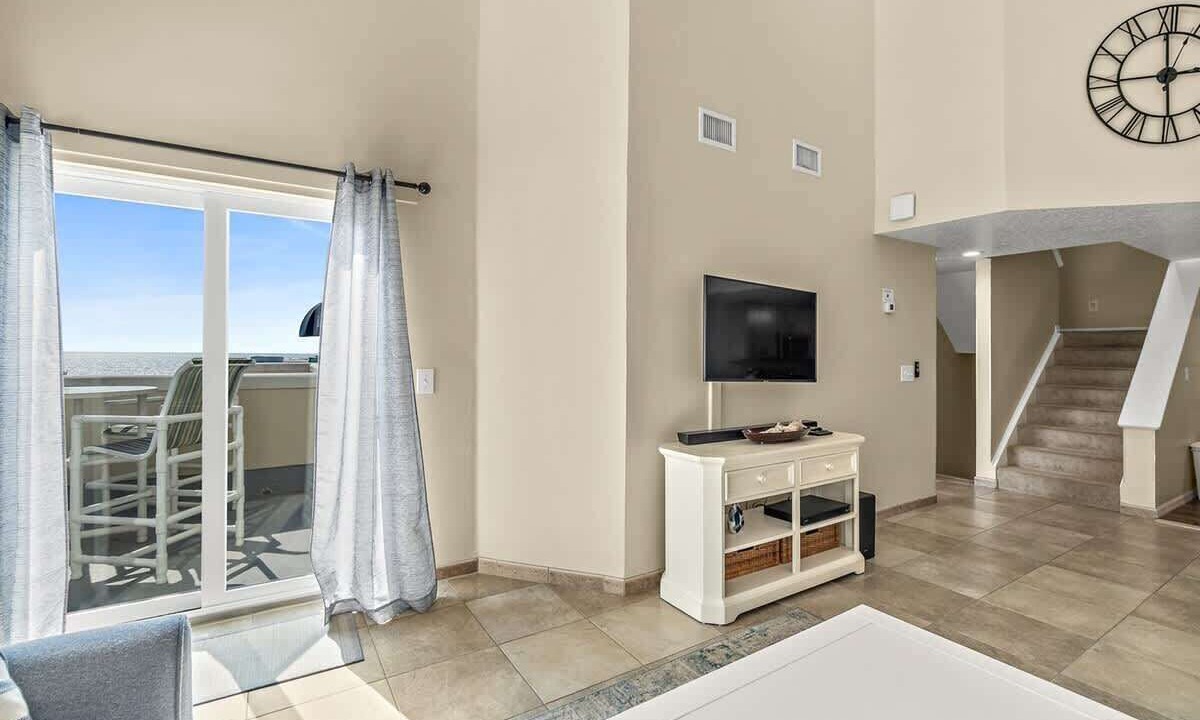 Photo of Bedroom in Cape Caneveral Beach Gardens